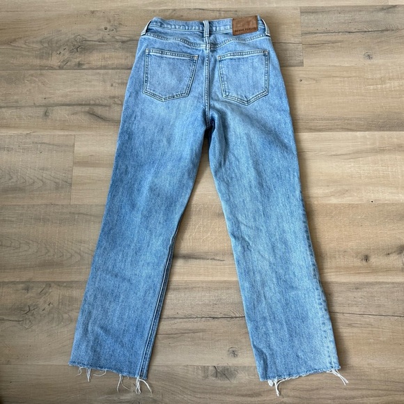 Aritzia Denim Forum blue frayed hem Arlo High Rise Straight jeans - 25 W 28 L - Picture 8 of 10